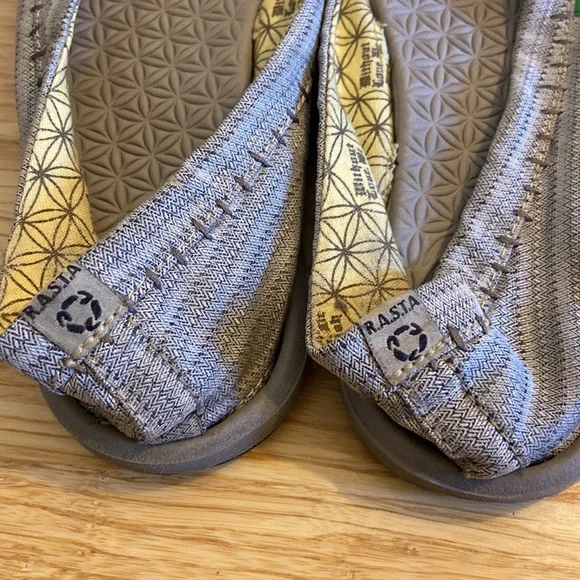 Sanuk Rasta Shoe - Picture 3 of 6